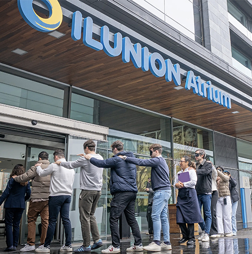 Entrada ILUNION Atrium